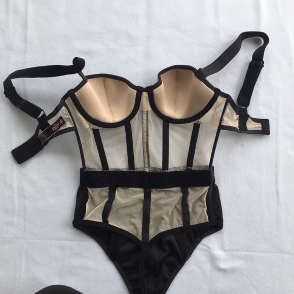 Victoria’s Secret Velvet and Mesh Appliqué Teddy - Picture 5 of 8